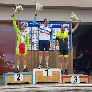  https://teamchatoucyclisme.com/wp-content/uploads/2019/07/Champion-de-France.jpg
